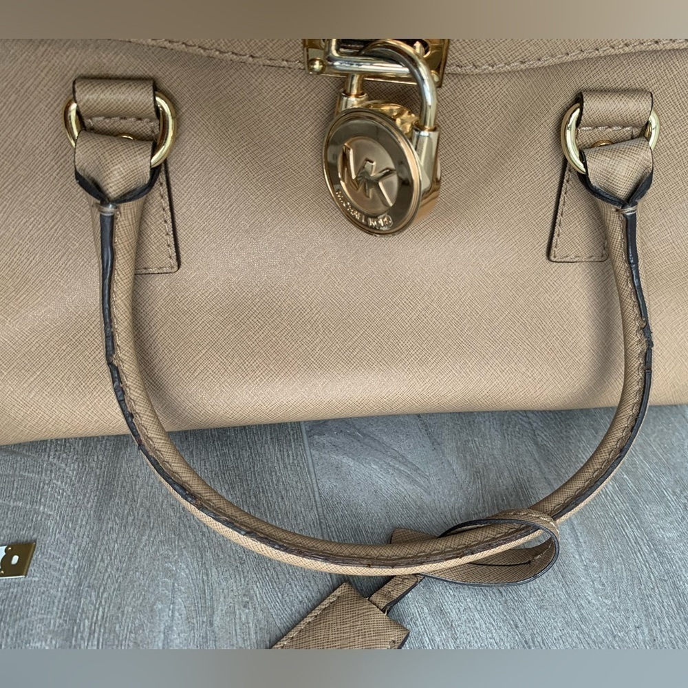 Michael Kors Hamilton Beige Saffiano Leather Satchel, Gold Chain Accent and Lock - Picture 7 of 15